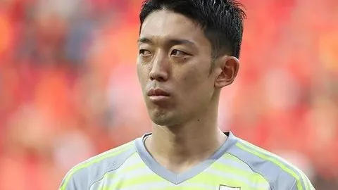 “金球荣耀，凯恩翘首以待巅峰时刻的华丽绽放！”